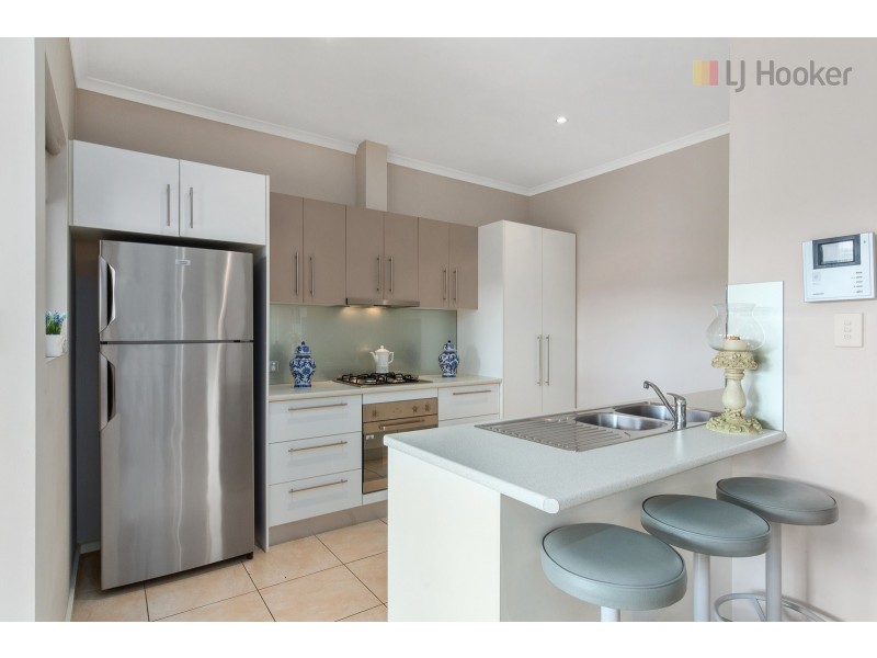 6B Moy Avenue, Warradale SA 5046