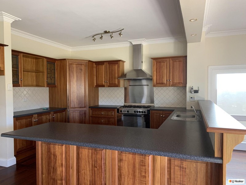 89 Sunshine Avenue, Hove SA 5048