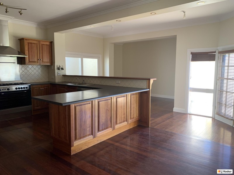 89 Sunshine Avenue, Hove SA 5048