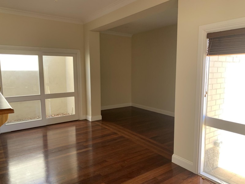 89 Sunshine Avenue, Hove SA 5048