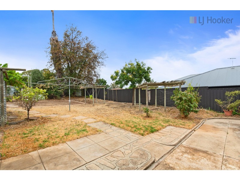 21 Barrington Avenue, Enfield SA 5085