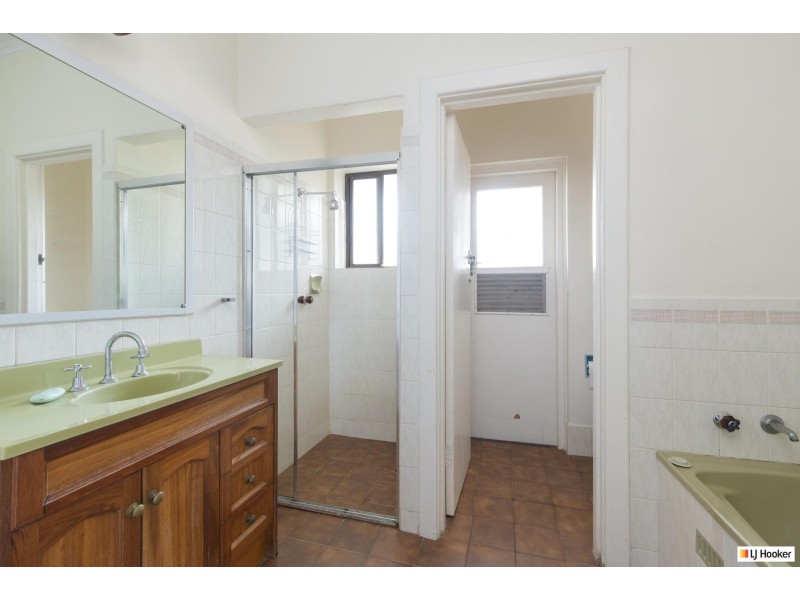 1/1 Graydale Street, West Beach SA 5024