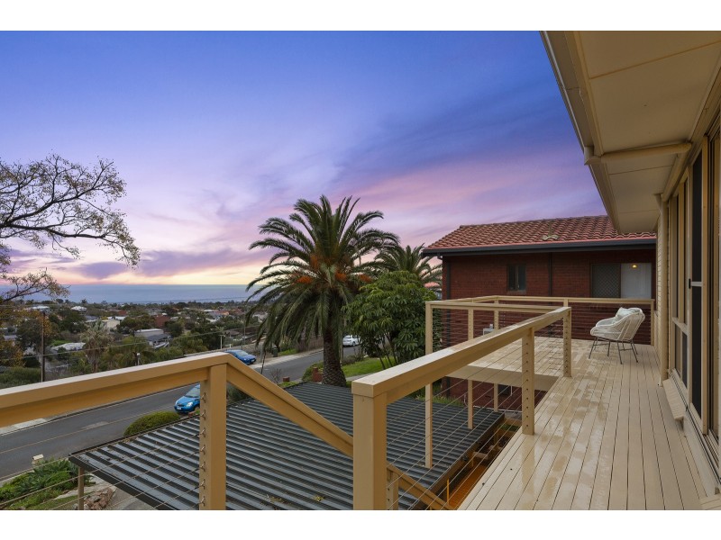 28 Davey Crescent, Seaview Downs SA 5049