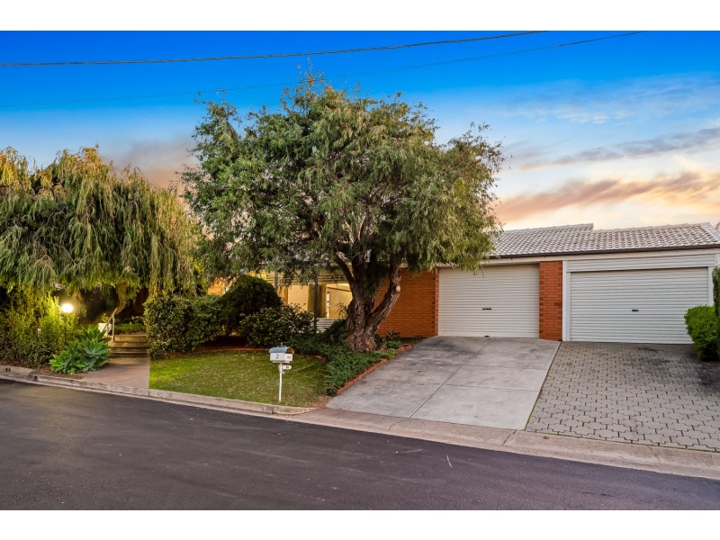 2 Ivanhoe Avenue, Hove SA 5048