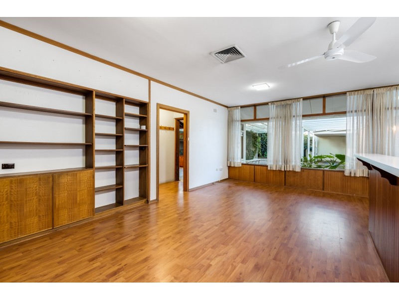 2 Ivanhoe Avenue, Hove SA 5048