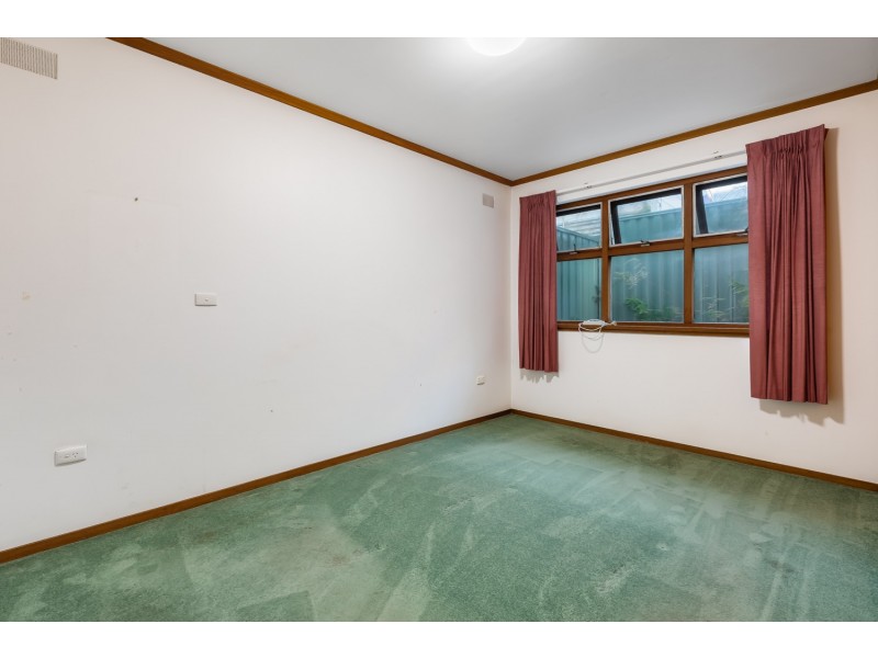 2 Ivanhoe Avenue, Hove SA 5048