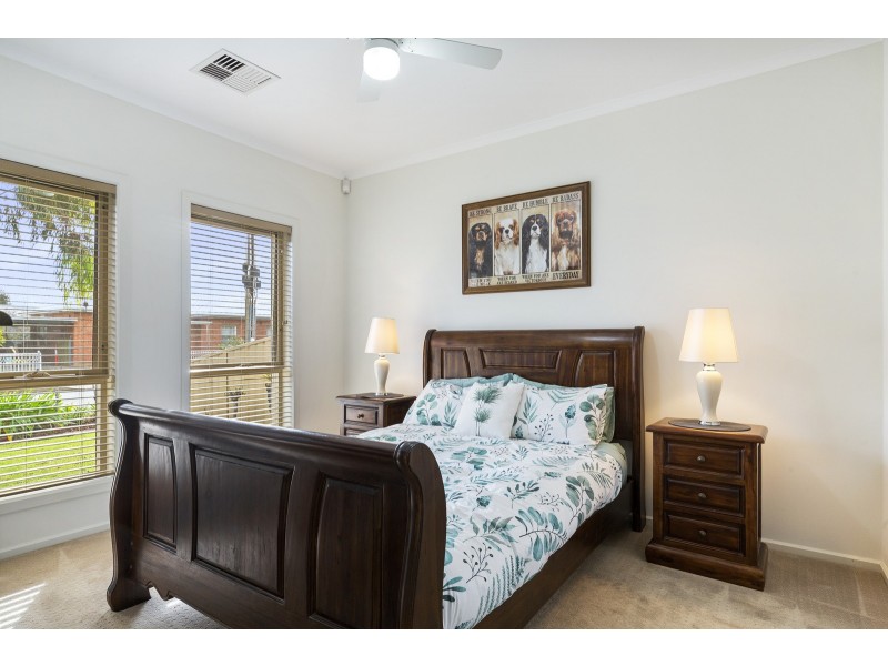 54 Tarranna Avenue, Park Holme SA 5043