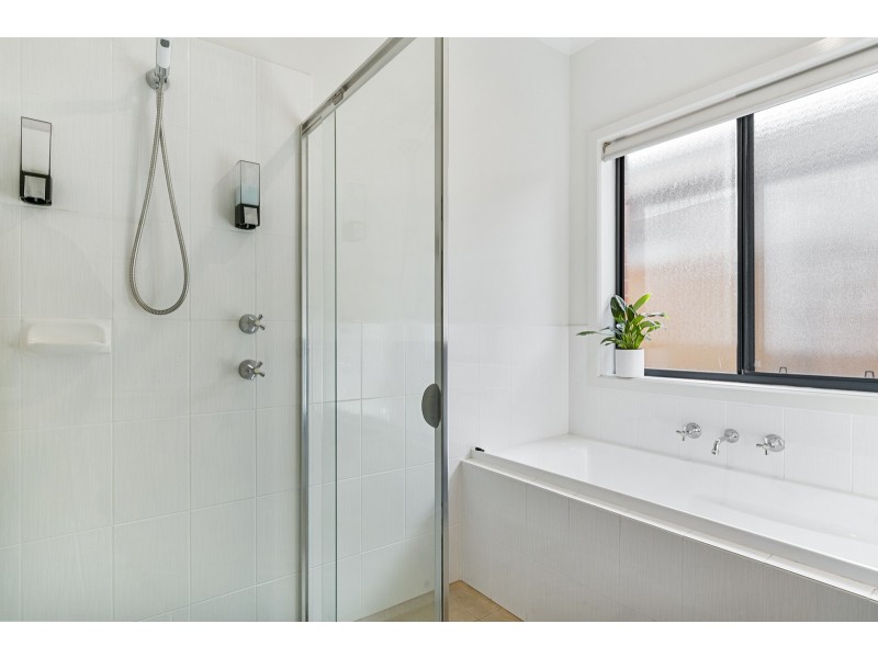 54 Tarranna Avenue, Park Holme SA 5043