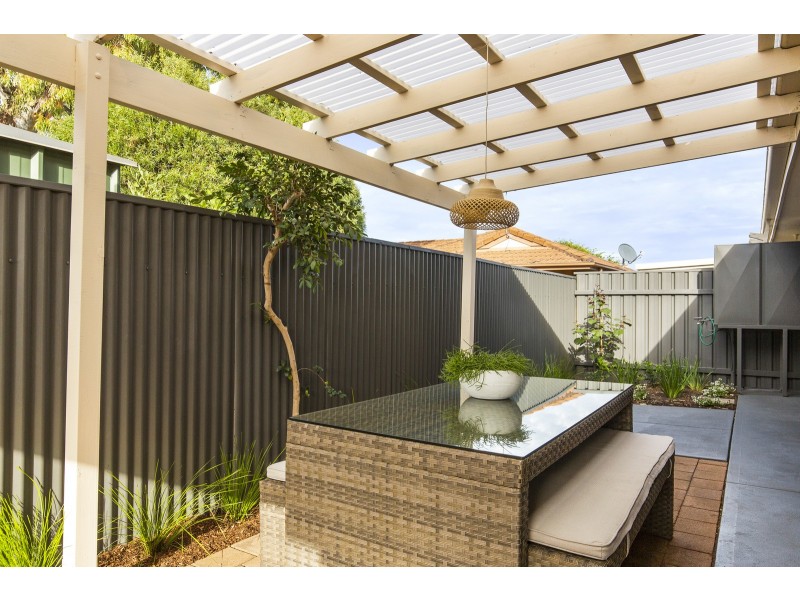 4/7 Hartley Road, Brighton SA 5048