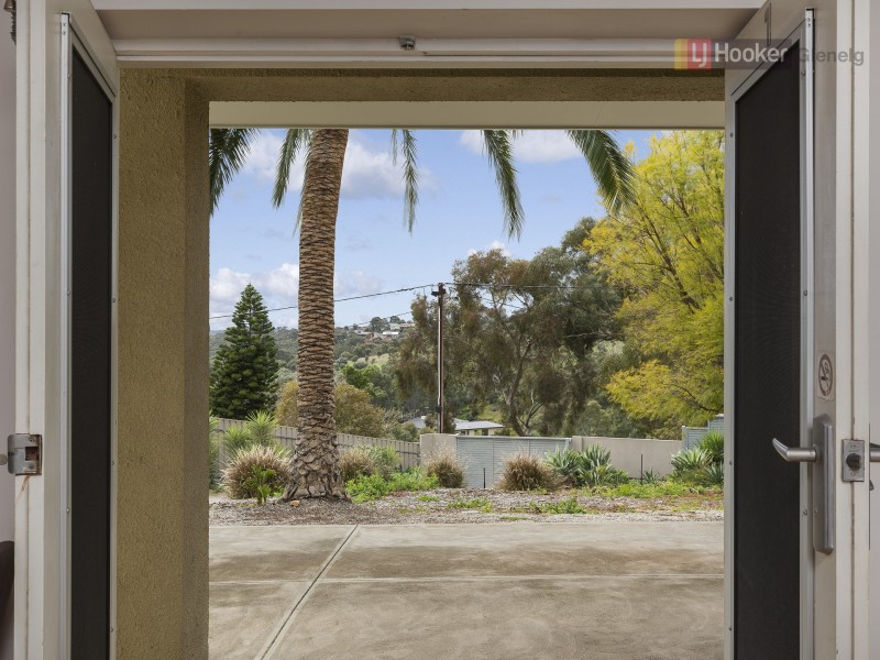 1/40 Hillcrest Drive, Eden Hills SA 5050