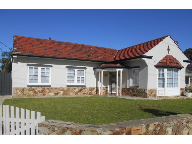 26 English Avenue, Clovelly Park SA 5042