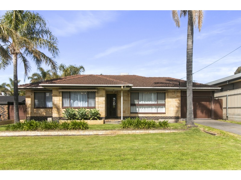 40 Fenton Avenue, Christies Beach SA 5165