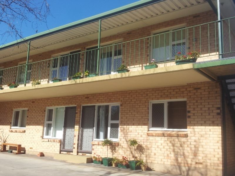 10/8a Jervois Street, Glenelg North SA 5045