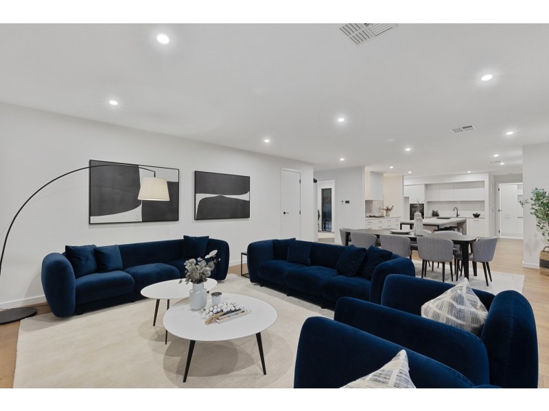 2 St Andrews Crescent, Novar Gardens SA 5040