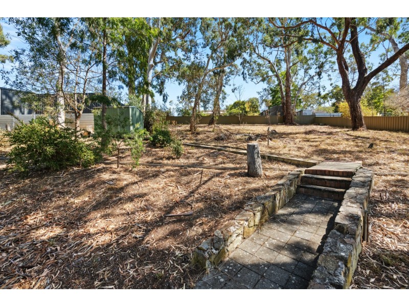 18 Winns Road, Coromandel Valley SA 5051