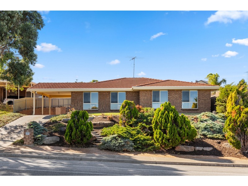 174 Perry Barr Road, Hallett Cove SA 5158