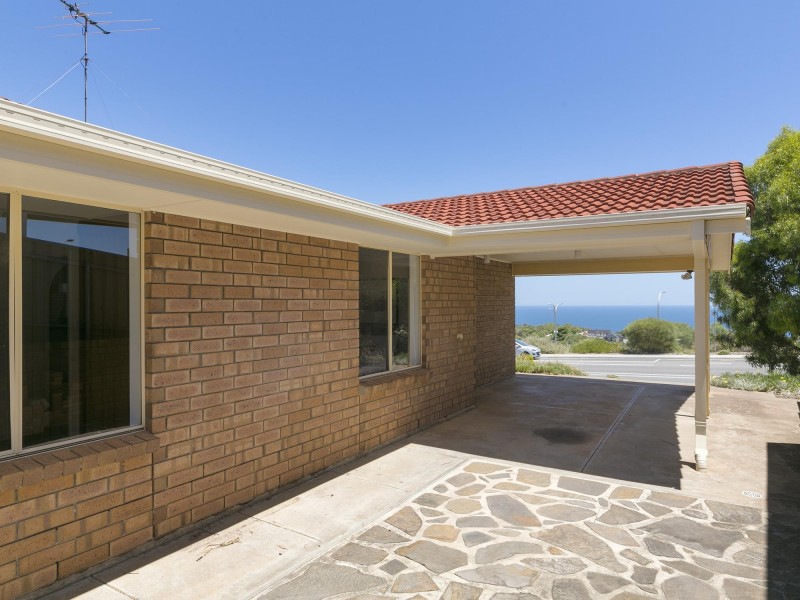 174 Perry Barr Road, Hallett Cove SA 5158