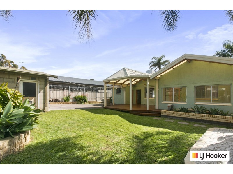 40 Fenton Avenue, Christies Beach SA 5165