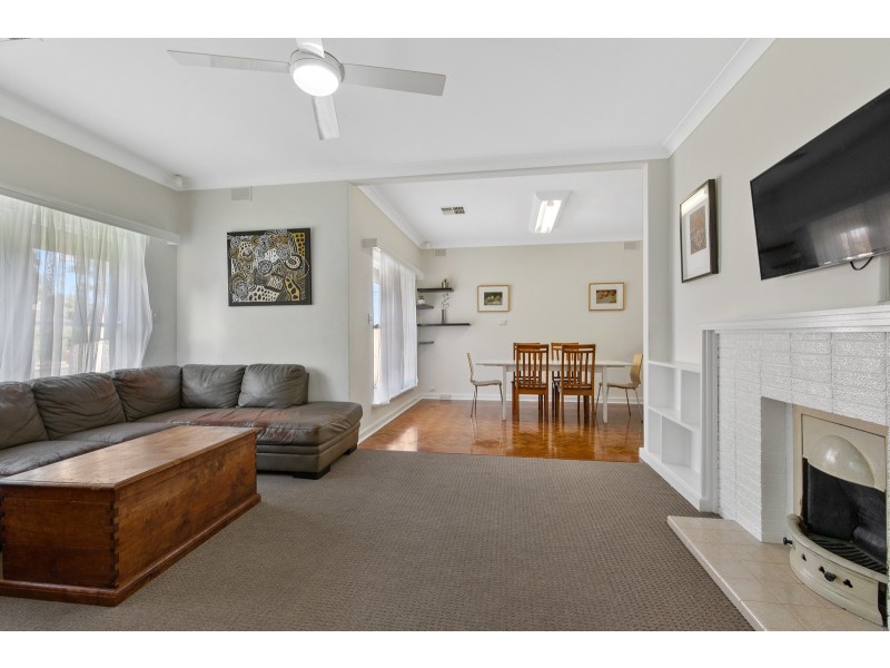 121 Caulfield Avenue, Clarence Gardens SA 5039