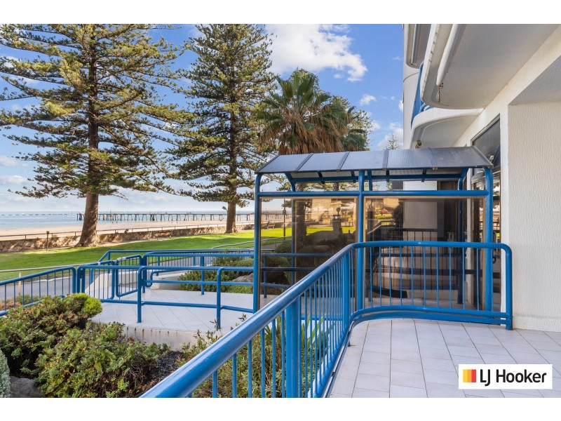 4/9-11 South Esplanade, Glenelg SA 5045