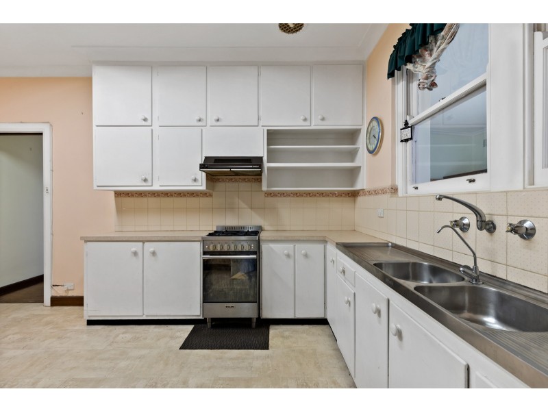 2 Truscott Avenue, Seacombe Heights SA 5047