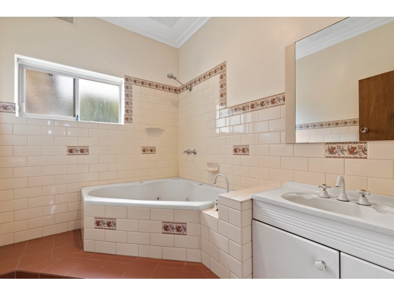 2 Truscott Avenue, Seacombe Heights SA 5047