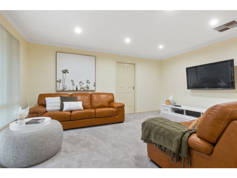 26 Freebairn Drive, Hallett Cove SA 5158