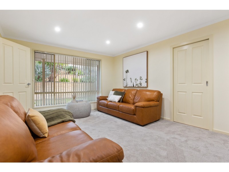 26 Freebairn Drive, Hallett Cove SA 5158