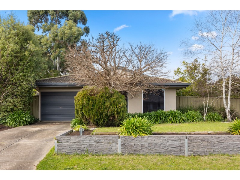51 Serenade Crescent, Aberfoyle Park SA 5159