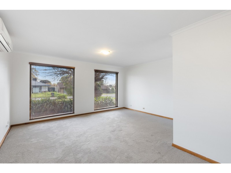 51 Serenade Crescent, Aberfoyle Park SA 5159