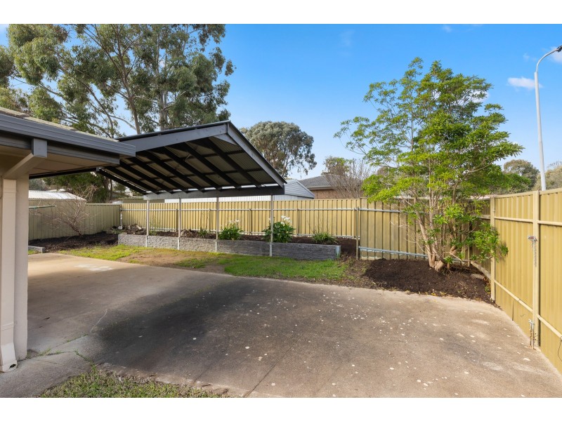 51 Serenade Crescent, Aberfoyle Park SA 5159