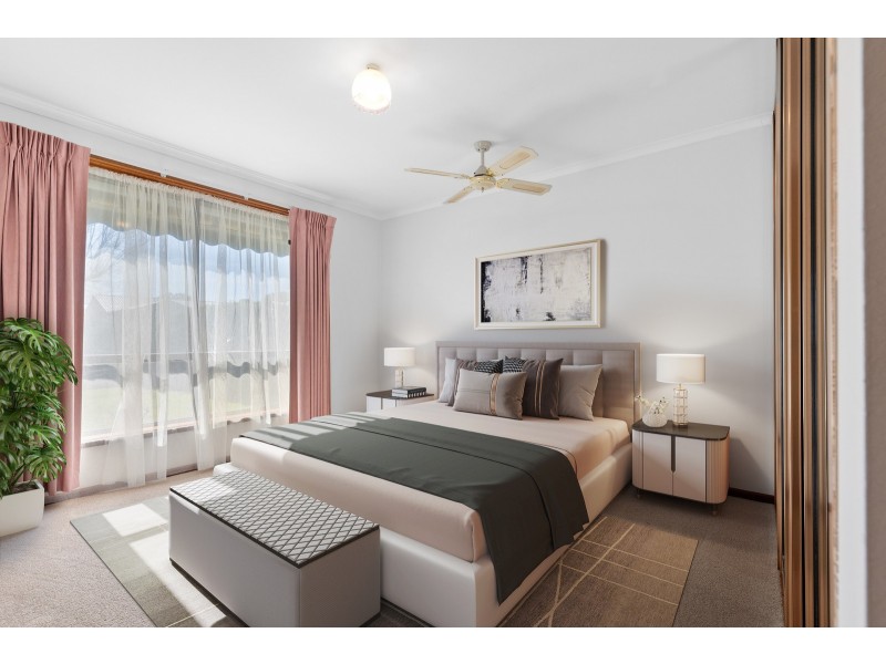 17 St Albans Road, Woodcroft SA 5162