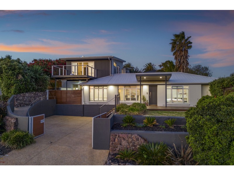 212 Perry Barr Road, Hallett Cove SA 5158