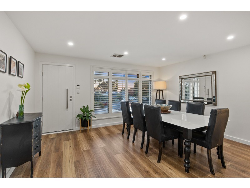 212 Perry Barr Road, Hallett Cove SA 5158