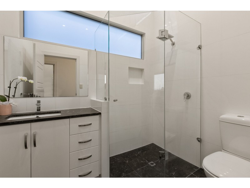 212 Perry Barr Road, Hallett Cove SA 5158