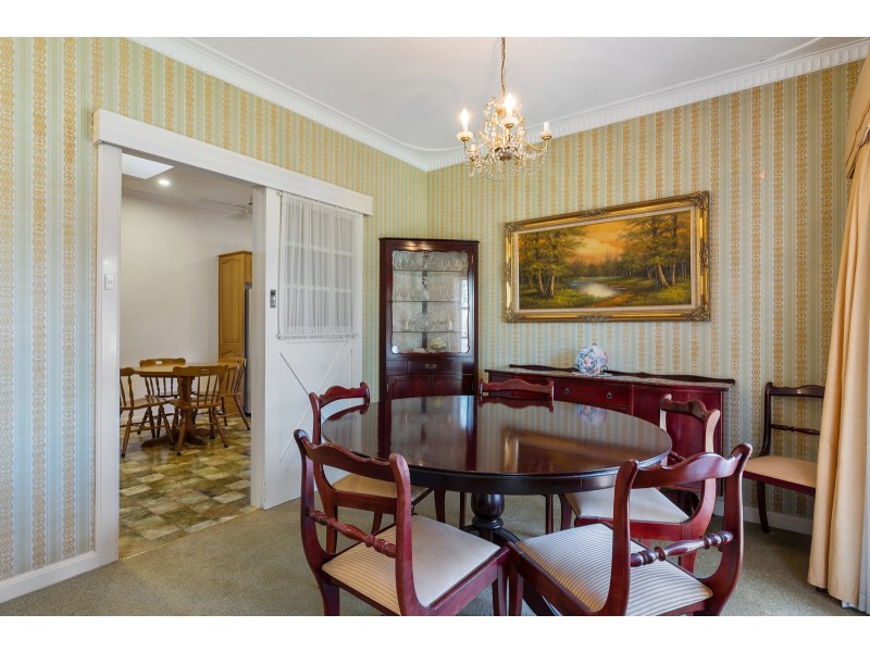 8 Willochra Avenue, Grange SA 5022