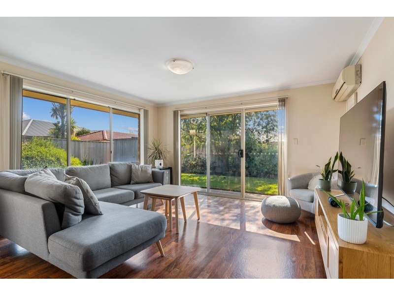 18 Scarborough Way, Mount Barker SA 5251