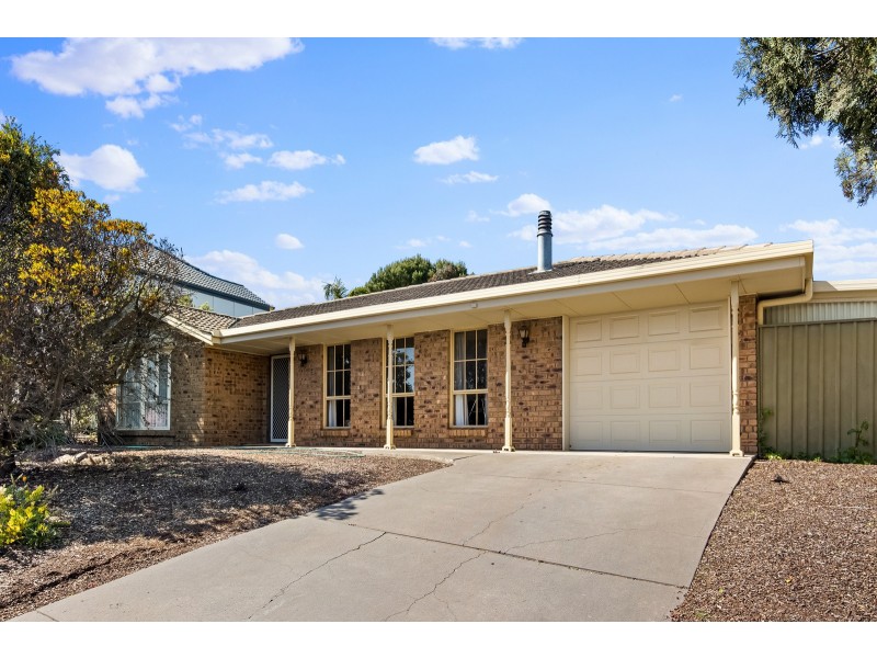 3 Farming Crescent, Hallett Cove SA 5158