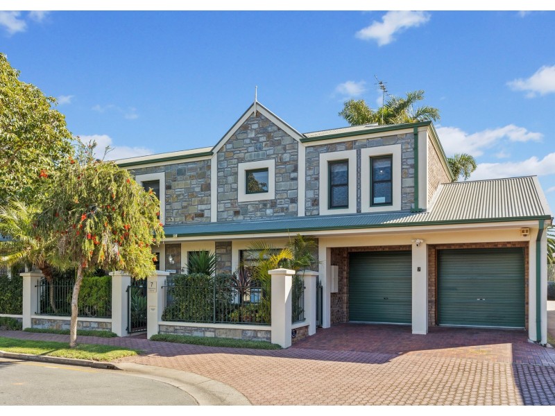 7 Patawilya Grove, Glenelg South SA 5045