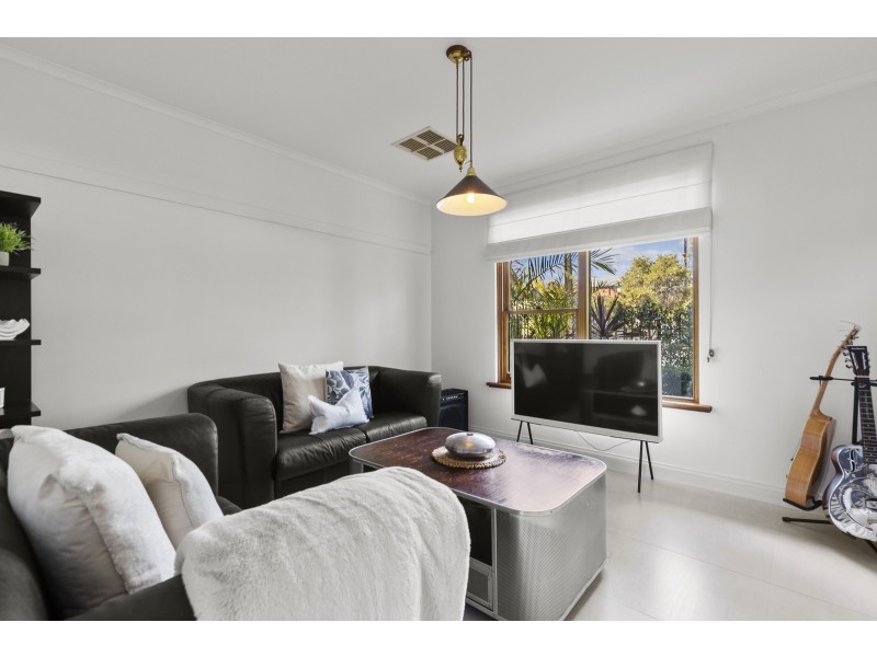 7 Patawilya Grove, Glenelg South SA 5045