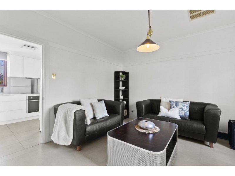 7 Patawilya Grove, Glenelg South SA 5045