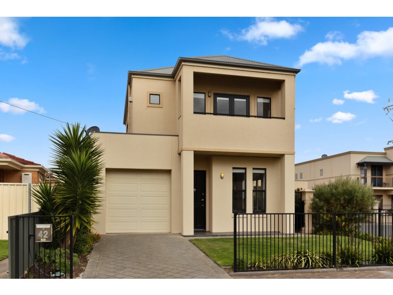 42 High Street, Glenelg SA 5045