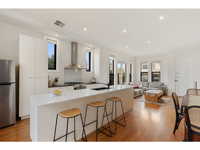 42 High Street, Glenelg SA 5045