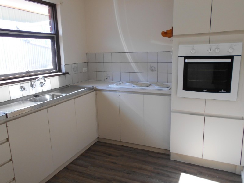 16 Waitara Court, Morphett Vale SA 5162