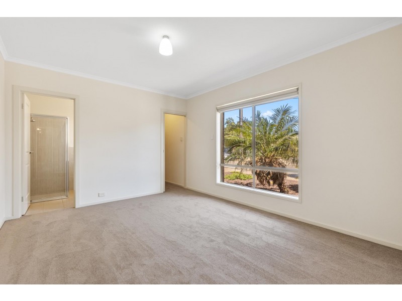 2A Athol Street, Clovelly Park SA 5042