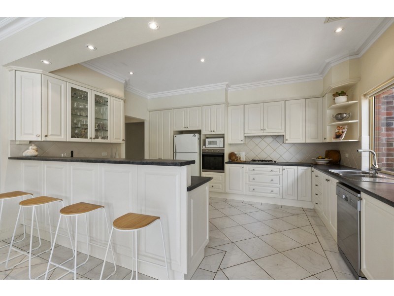 7 St Peters Close, Glengowrie SA 5044
