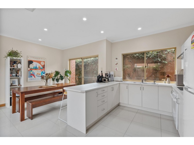 2/1 Inwood Avenue, Glenelg North SA 5045
