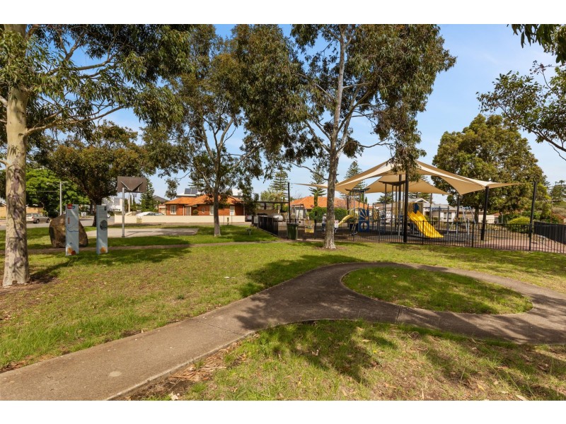 2/1 Inwood Avenue, Glenelg North SA 5045