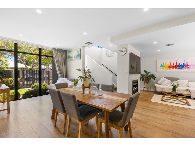 7 Elgar Road, Somerton Park SA 5044