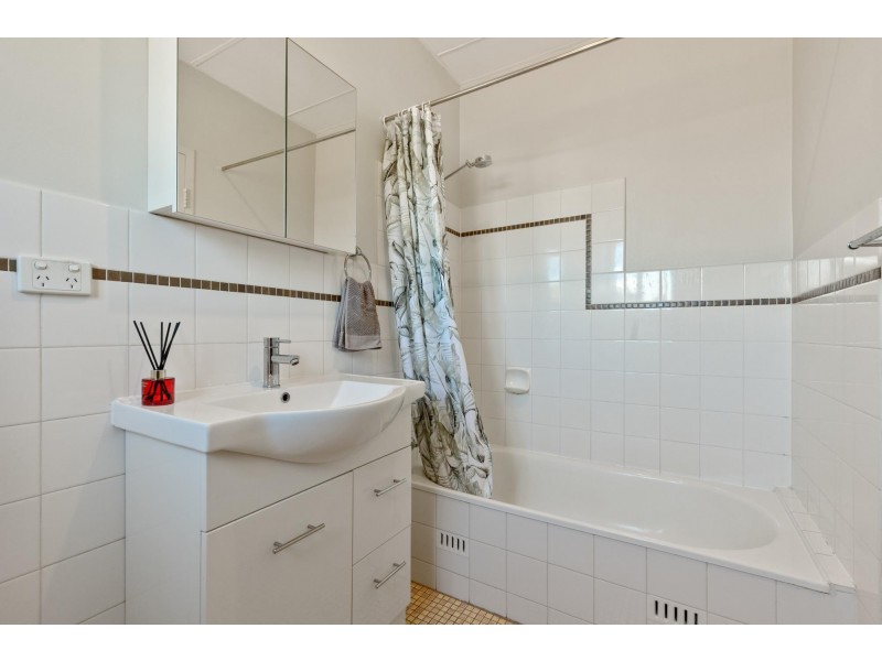 4/24 Carlisle Road, Westbourne Park SA 5041